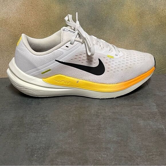 Nike Zoom Winflo 10 DV4023-101 Women's White Running Shoes Size 8.5M - Picture 10 of 16